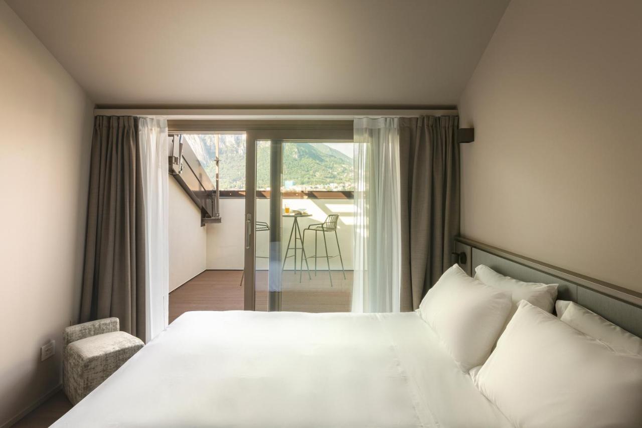 Hotel Promessi Sposi มัลกราเต ภายนอก รูปภาพ